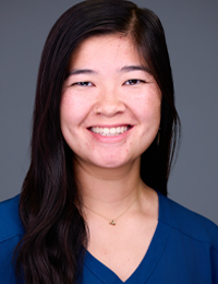 Claire Stratton Headshot