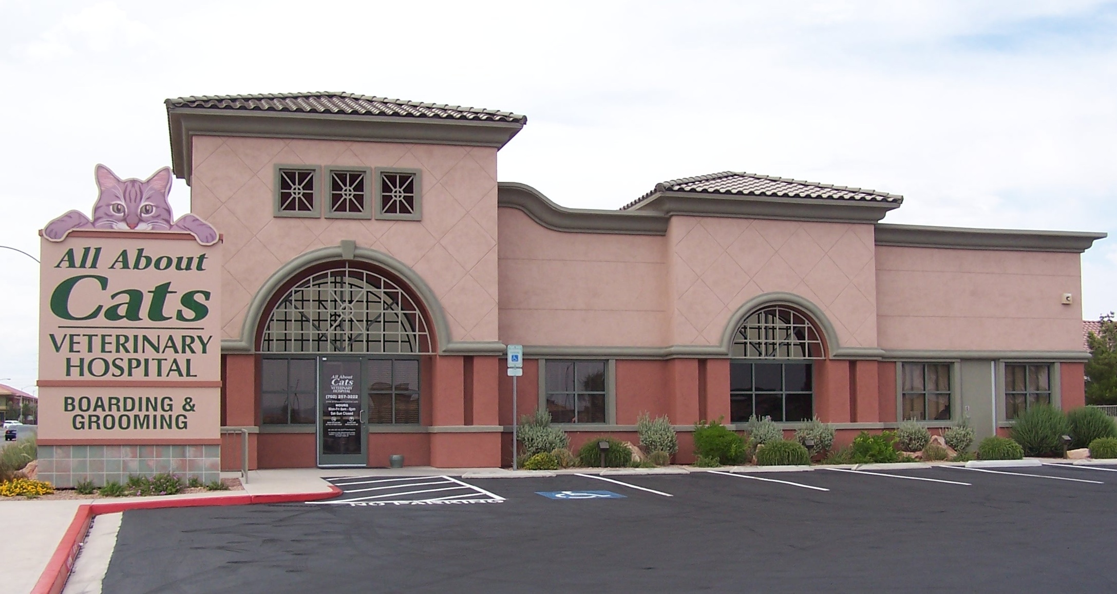 Assoicate Veterinarian for privately owned feline hospital in Las Vegas, Nevada